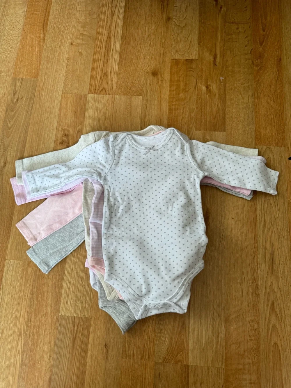 10 Long-Sleeve One-Piece Bodysuit